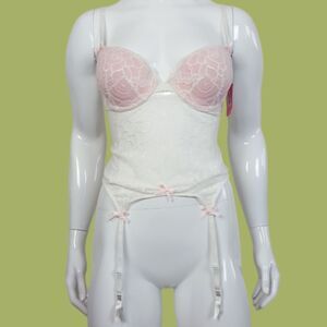 NEW Vintage Y2K Betsey Johnson Pink & White Lace Corset